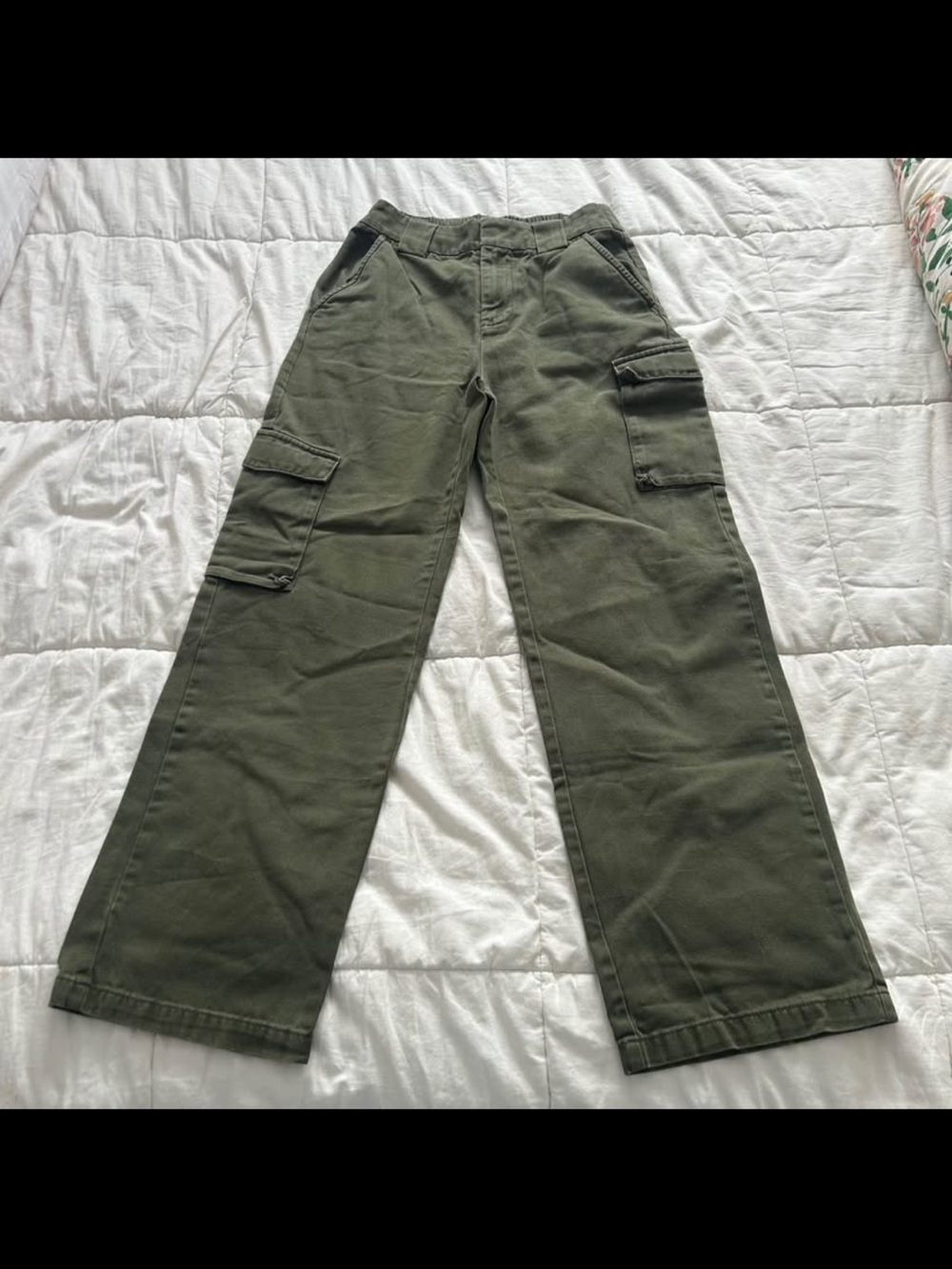 Aritzia TNA Olive Green‎ Cargo Pants